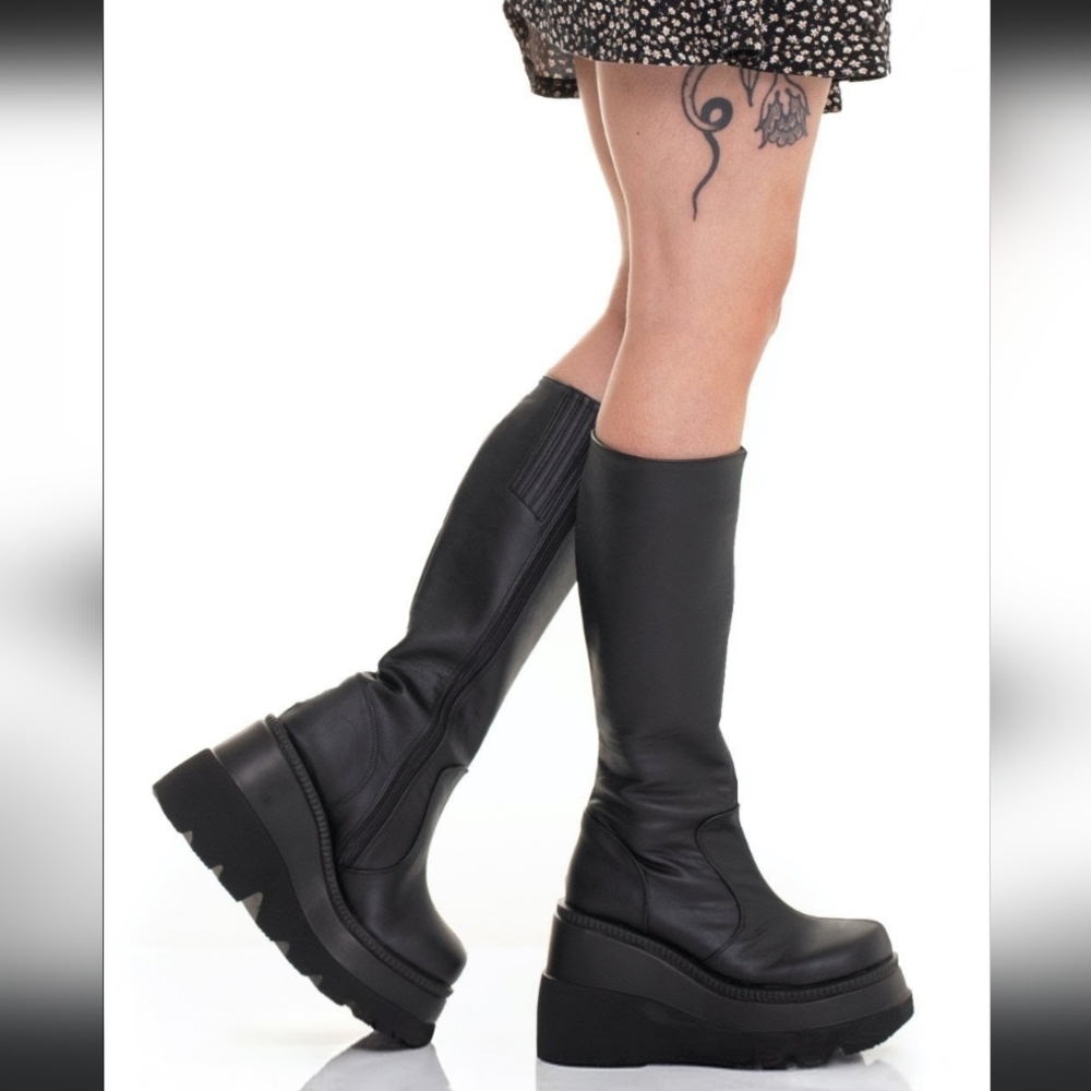 Demonia Shaker-100  Black Knee-High Platform Boots